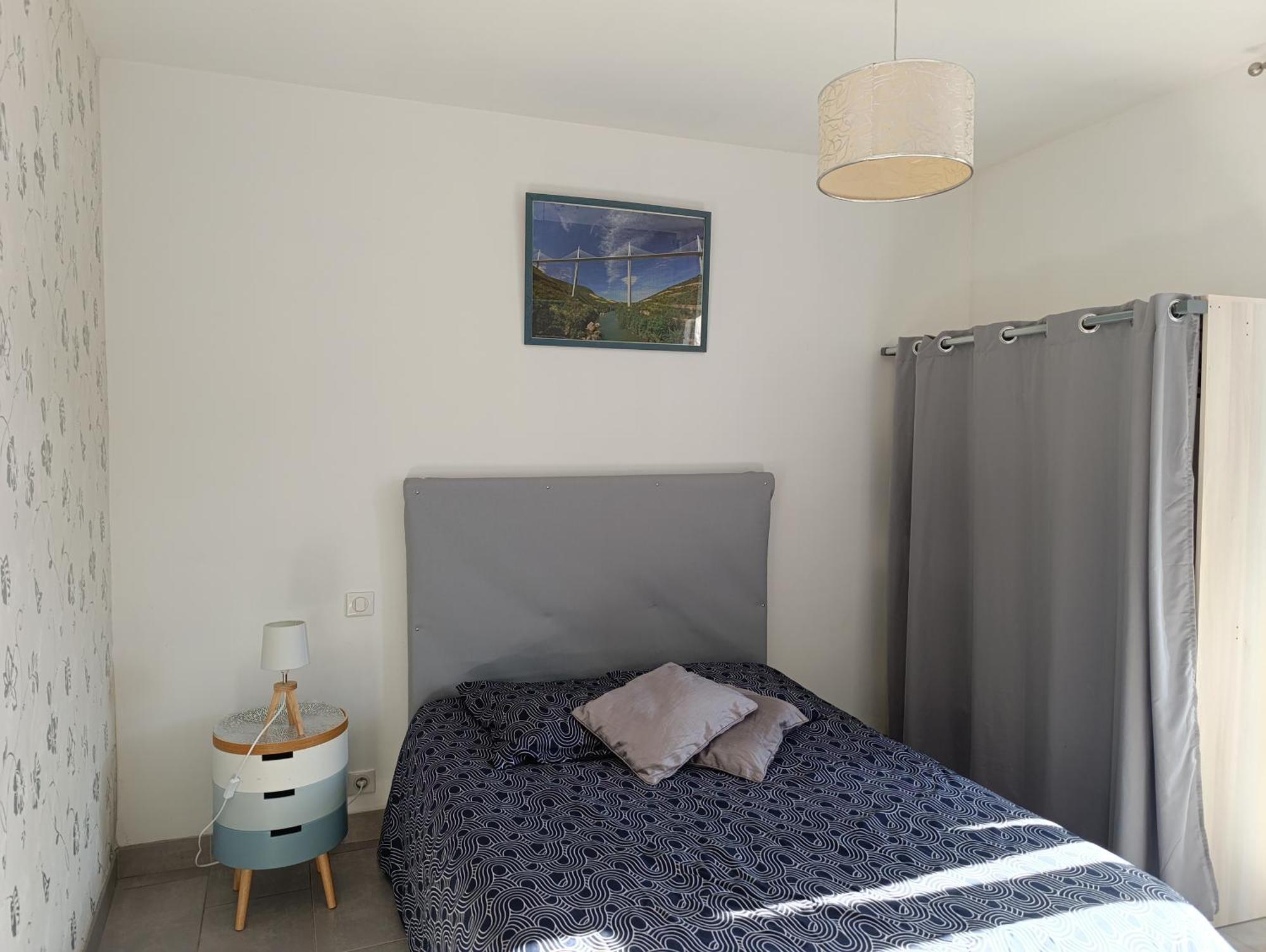 Maison Spacieuse Et Agreable Saint-Georges-de-Luzençon Dış mekan fotoğraf